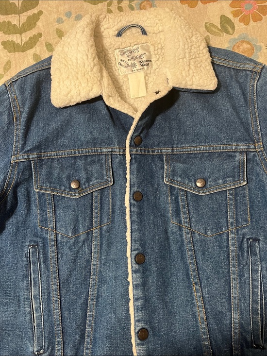 Silver Jeans Other - Silver Spurs Blue Denim Jacket with Cream Sherpa Lining Very Vintage